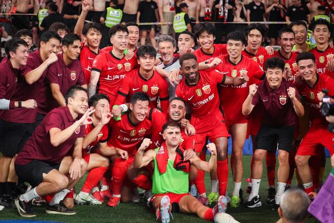 今夜全明星赛传出新动向，上海海港强势反弹，管理层表态：悬念犹存，赛季目标并未改变的简单介绍