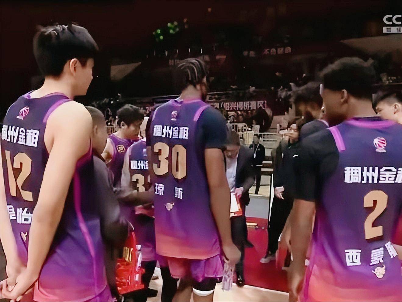 赛后突围战来临，浙江稠州围绕欧冠回应争议，底气十足，更衣室氛围转暖的简单介绍